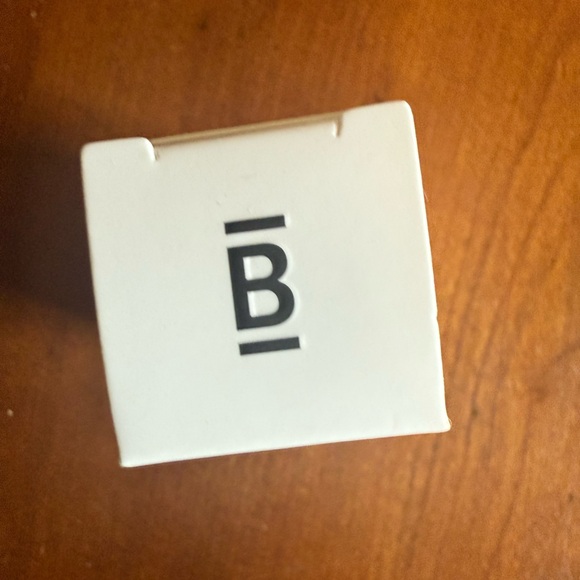 💙 4/$20 Blossom Essentials Hydration Repair Honey Lip Balm - Picture 6 of 7